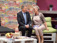 Die-überfüllte-Wohngemeinschaft-19
